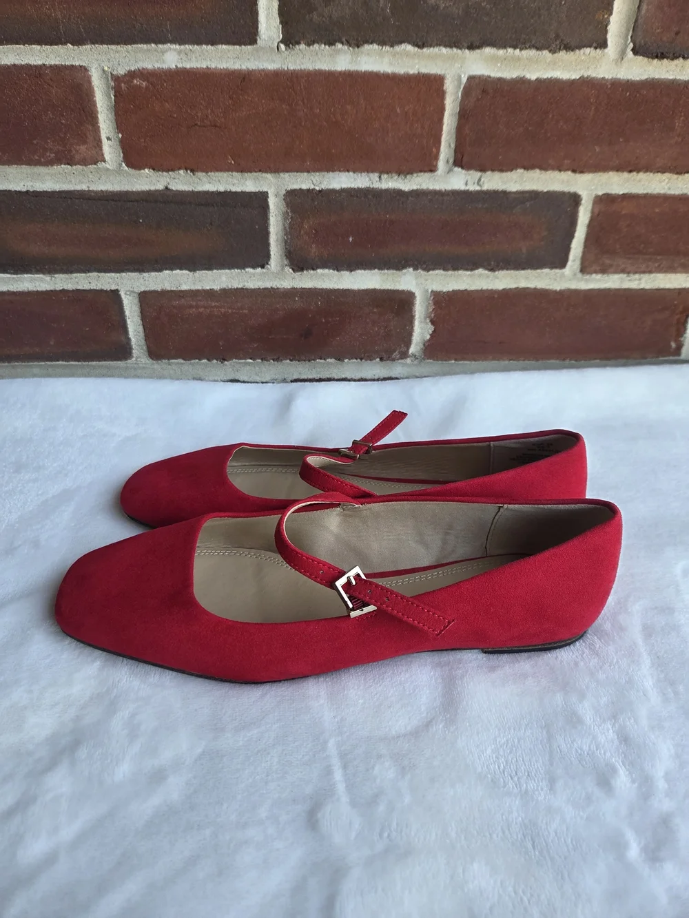 H&M Red Mary Jane Ballet Flats Square Toe Buckle Strap Women's US 7 EU 38